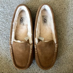 UGG Mocassin Slippers